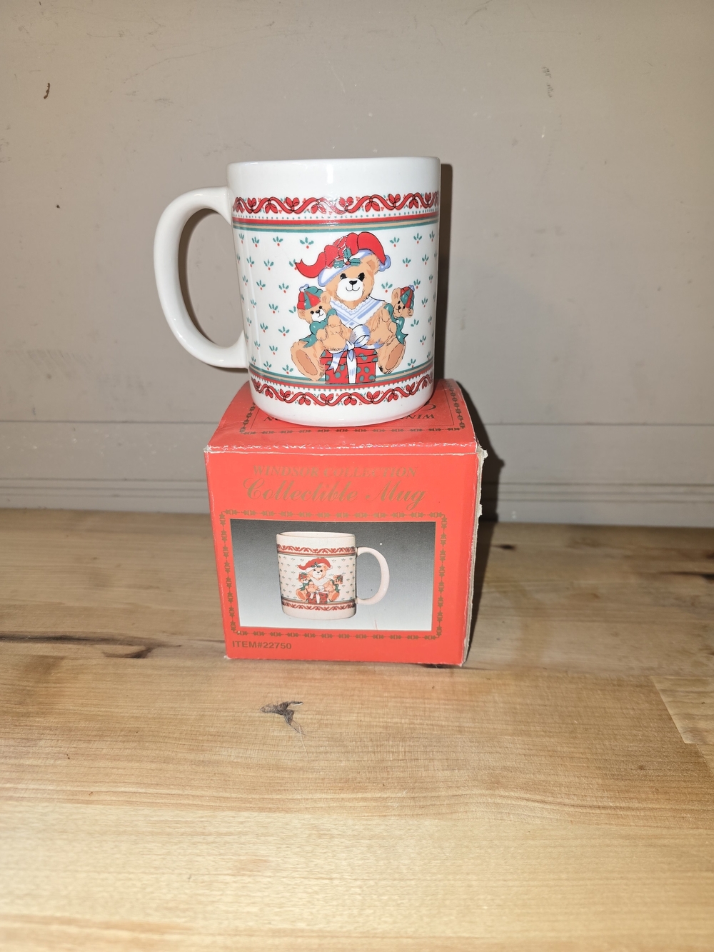 Vintage Holiday Bear Mug